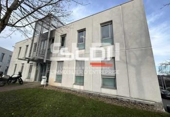 Location bureaux Limas - Zone économique et tertiaire, nombreux parkings