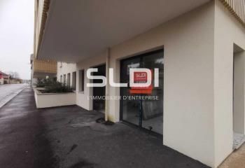 Location bureaux Pont-de-Chéruy - Proche centre commercial du Dauphiné