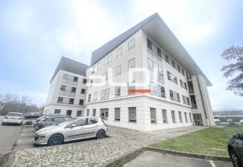 Vente bureaux Limonest, proche A6 et RN6, dans parc arboré