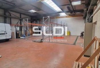 Locaux d'activité à louer Bron - Proche bus et tram