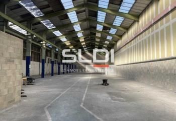 Entrepôt à louer Villeurbanne - Accès transports en commun