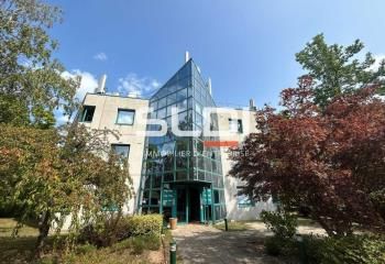 Location bureaux Charbonnières-les-Bains - Parc arboré, proche bus et SNCF