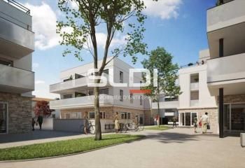 Local commercial à louer Pusignan - Proche bus