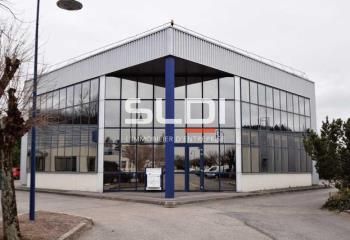 Location bureaux Saint-Genis-Laval - Proche commodités et axes routiers