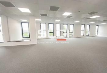 Location bureaux Villeurbanne - Proche tramway Gare de Villeurbanne