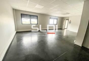 Location bureaux Chaponnay - Proche Rocade Est et Aéroport Lyon Corbas