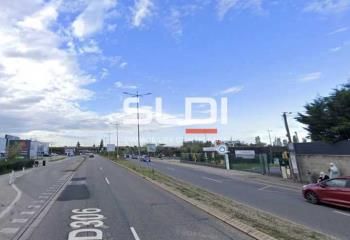 Local commercial à louer Saint-Priest - Bordure RN6