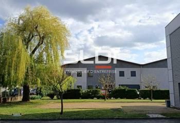 Locaux d'activités et bureaux à vendre Décines-Charpieu - Proche bus