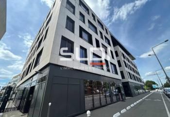 Bureaux à vendre Vénissieux - Proche tram et gare SNCF