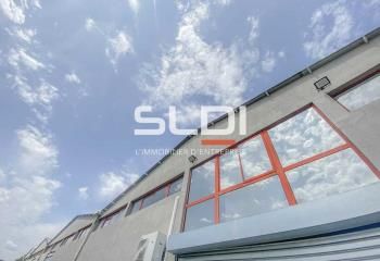 Local d'activité à louer Décines-Charpieu - Proche Carré de Soie