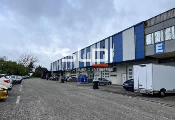 Local mixte activité/bureaux à louer Caluire-et-Cuire