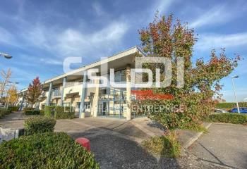 Location bureaux Bron - Proche autoroute et tram