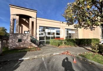 Bureaux à vendre Bron - Proche bus et tram T2 et T5