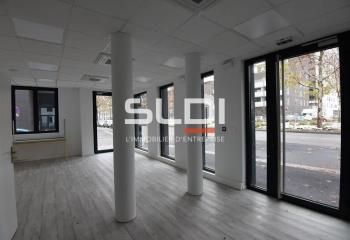 Local commercial à louer Bourgoin-Jallieu - Proche centre-ville