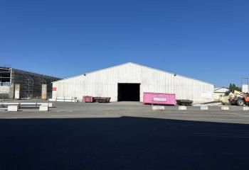 Entrepôt à louer Bassens - Proximité A10