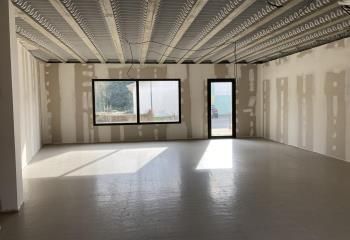 Location local commercial Léognan - Proche rocade