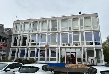 Location bureaux Artigues-près-Bordeaux - Proche Bordeaux-Lac et rocade