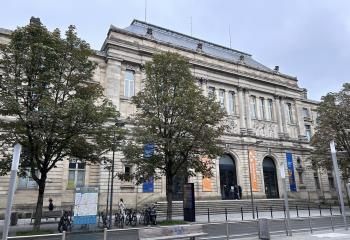 Location bureaux Bordeaux - Proche Musée d'Aquitaine et tram B