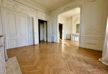 Location bureau Bordeaux Triangle d'Or - Proche tram et bus