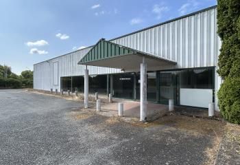 Location activité/entrepôt - 1680 m²