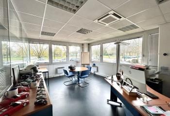 Location bureaux Bruges - Parc Chavailles, proche transports et axes routiers