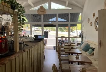 Local commercial avec terrasse à Lège-Cap-Ferret