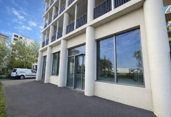 Local commercial à louer Bordeaux - Pont Chaban Delmas