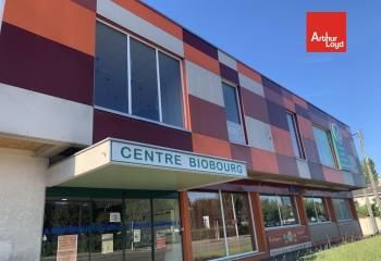 Local commercial à louer Bourg-en-Bresse - Boulevard Kennedy