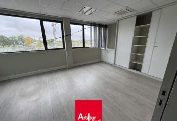 Bureaux à louer Limas - Proche sortie autoroute Villefranche