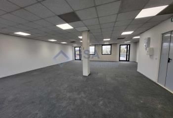 Location bureaux Massy - Proche grands axes, futur T12 et nombreux points de restauration