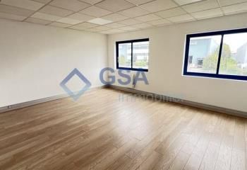 Location bureaux Lisses - Proche autoroute A6 et RER D