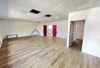 Location bureaux Savigny-le-Temple - Proche gare RER et TZEN