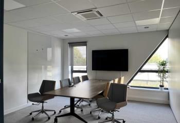 Location bureaux Rennes - Proche rocade EST, bus et SNCF