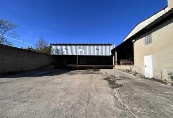 Local d'activité à louer La Mézière - Proche axe passant