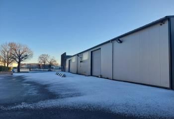 Local d'activité à louer Saint-Jacques-de-la-Lande - Accès plain-pied