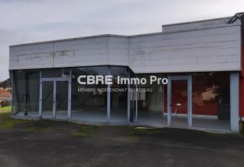 Local d'activité à louer Ruffec - Proximité zone commerciale Leclerc