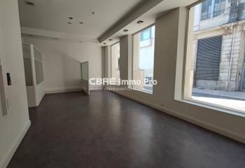 Vente bureaux Poitiers centre-ville - 2 places de parking