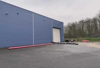 Cellule d'activités à louer Ingré - Proximité A10 et axes routiers