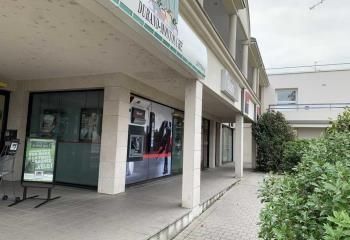 Local commercial à louer Fleury-les-Aubrais - Proche centre commercial