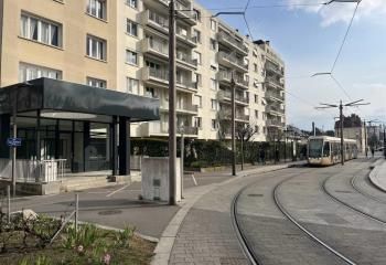 Location bureaux Orléans - Proche Tram A et bus 22