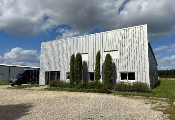 Bâtiment d'activités à vendre Dry - 20 km d'Orléans