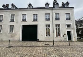 Location bureau Orléans - Place du Martroi - Proche tramway et parking