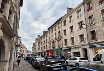 Local commercial à louer Orléans centre-ville - Charles Sanglier