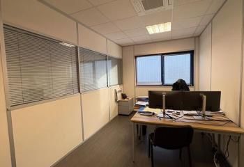 Location bâtiment mixte bureaux et entrepôt La Chapelle-Saint-Mesmin - Bordure A71