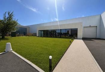Location local d'activité Olivet - Showroom ERP5 + espace stockage