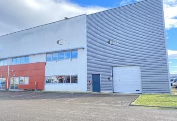 Local d'activité à louer Saint-Priest - Proximité A43, A46 et gare