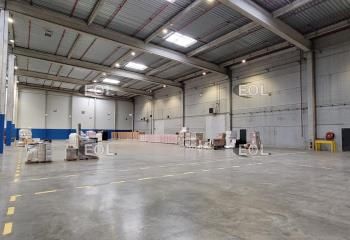 Location entrepôt Pussignan - Proximité aéroport Lyon St Exupéry