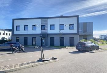 Local d'activité à louer Saint-Priest - Proximité routes principales