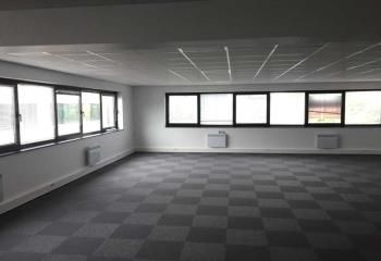 Location bureaux Lesquin - Proche autoroutes A1, A23, A27 et gare TER