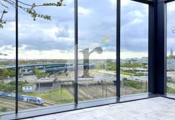 Location bureaux neufs Lille - Euralille, proche métro, tramway, gare et autoroute